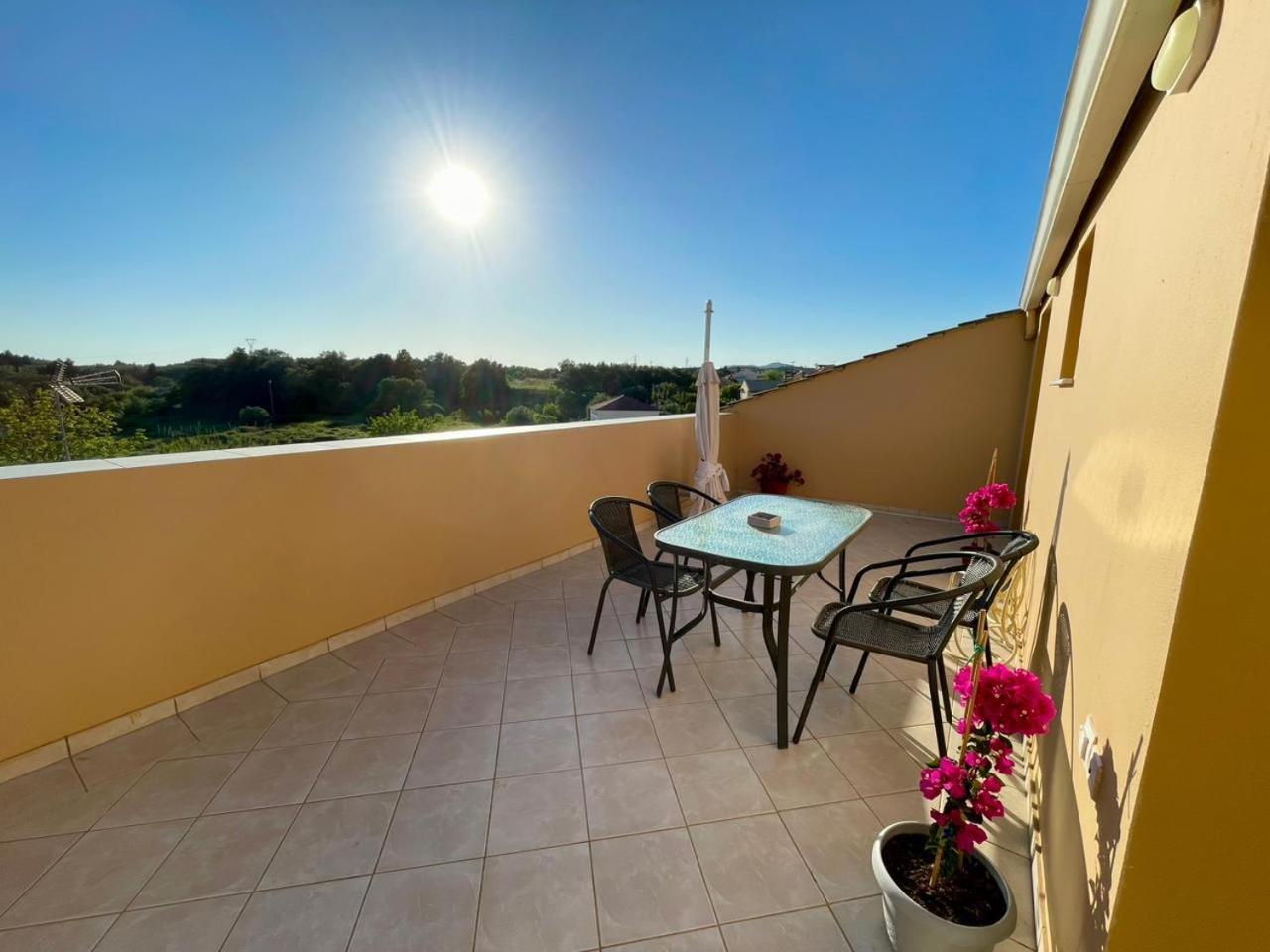 Apartment La Soffitta Di Bampina Perivolion