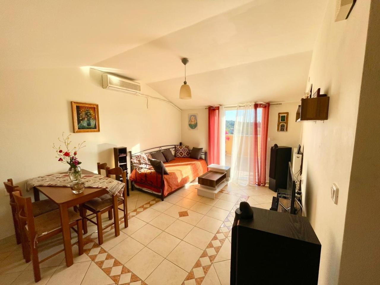 Apartment La Soffitta Di Bampina